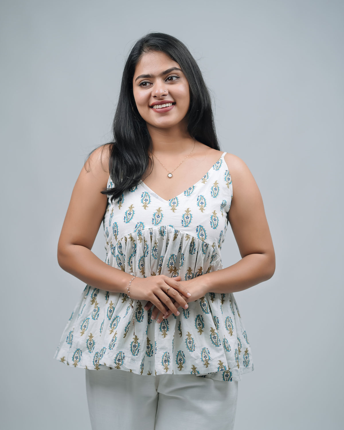 Mughee Paisley printed Peplum V-Neck casual Crop top white.