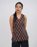 Mughee Leaf Motif Printed V-Neck Casual Top Black