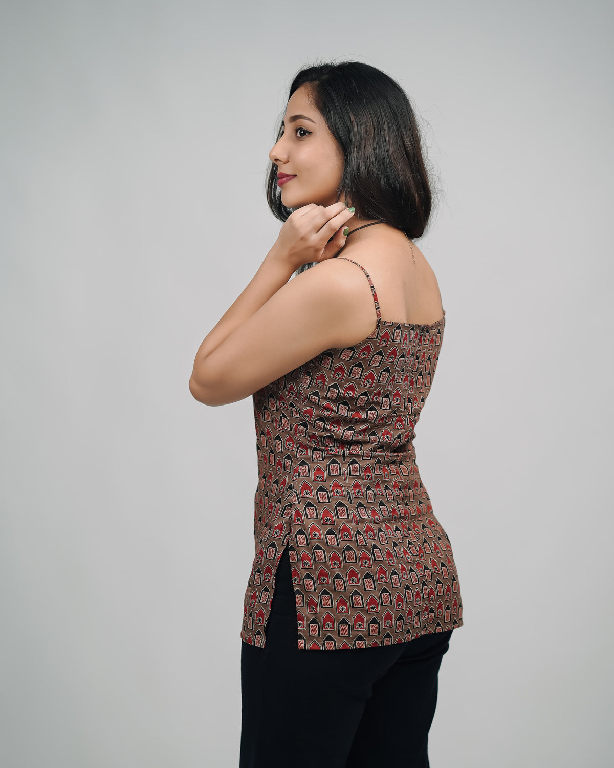 Mughee Geometric Print Square Neck Spaghetti Strap Top